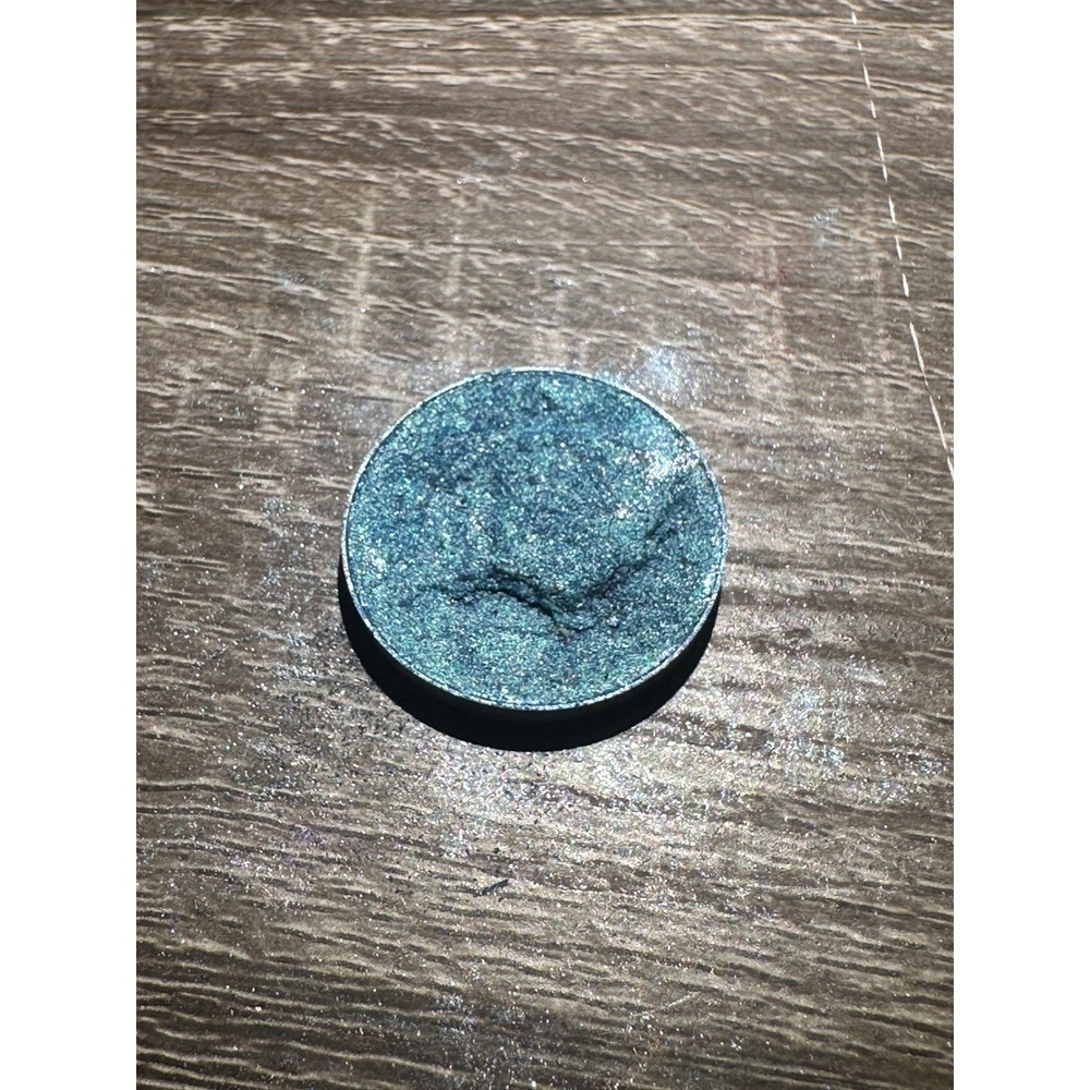Urban Decay Shattered Eyeshadow Single Pan Teal Green Shimmer Metallic